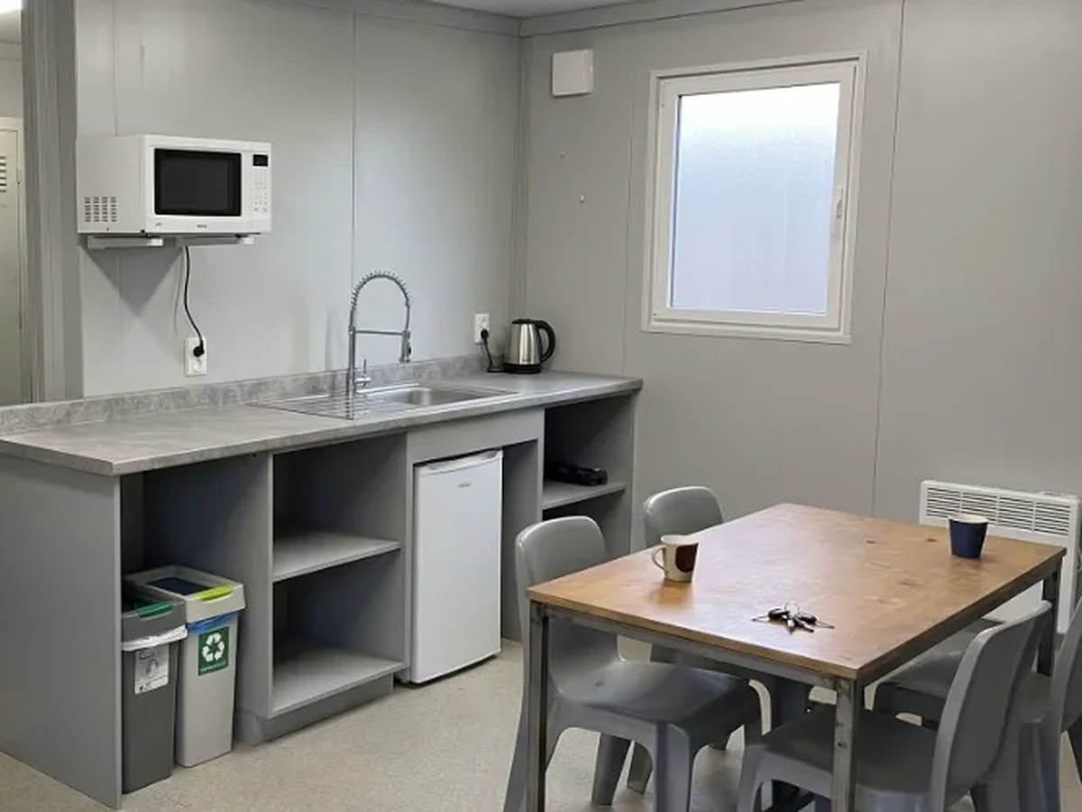Mobilier de base vie de chantier d'occasion